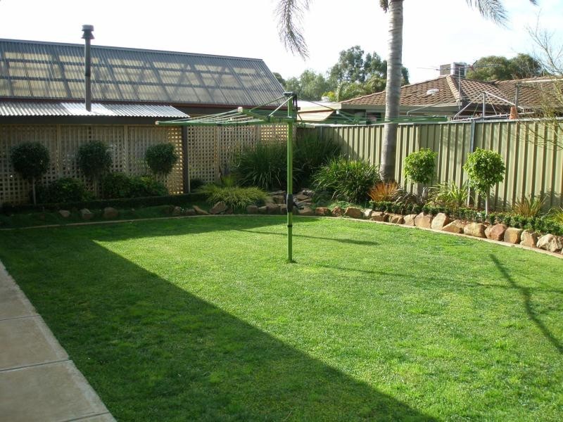 9 Burstall Crescent, Parafield Gardens SA 5107