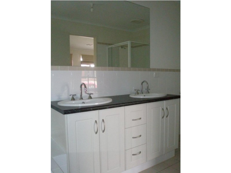 43 Amberwell Terrace, Burton SA 5110