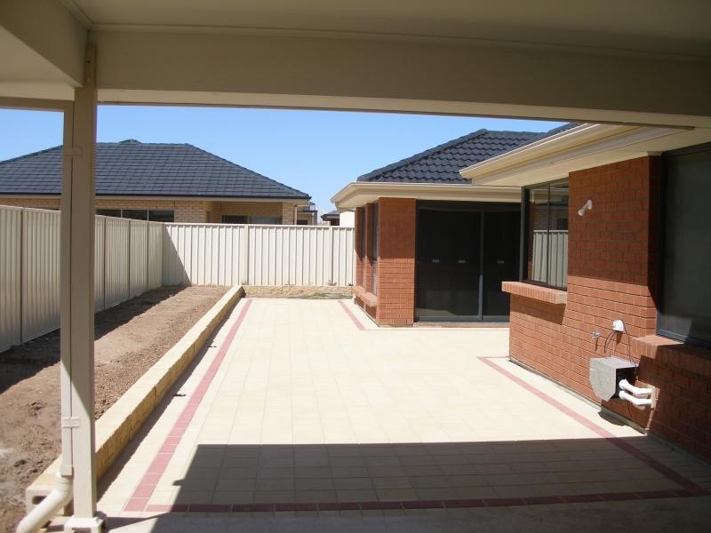 43 Amberwell Terrace, Burton SA 5110