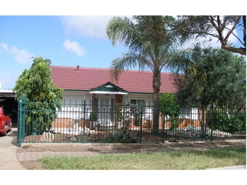 16 RESTHAVEN ROAD, Parafield Gardens SA 5107