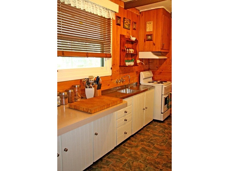 4 JOEL CRESCENT, Elizabeth Vale SA 5112