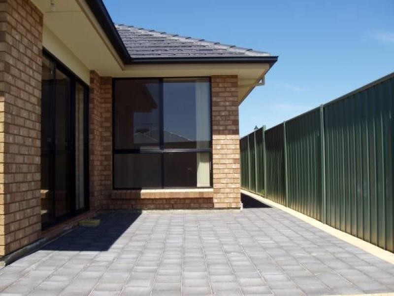 9 Maple Circuit, Mawson Lakes SA 5095