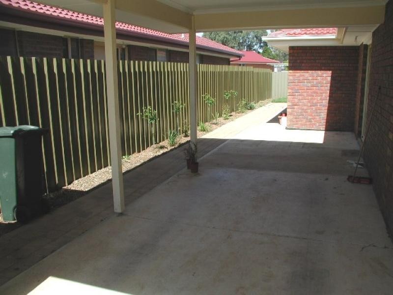 16 CAROLINE GROVE, Paralowie SA 5108