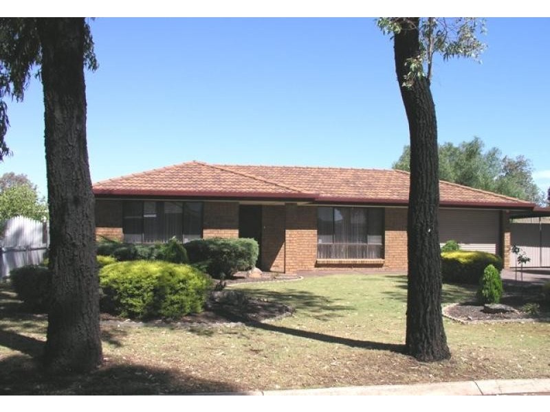 16 COOLEN CRESCENT, Burton SA 5110