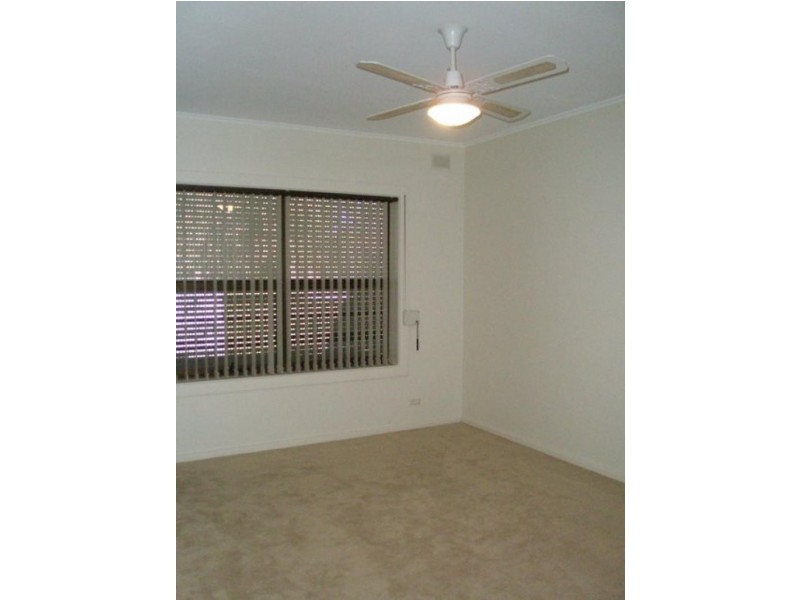 1 Athalie Avenue, Parafield Gardens SA 5107