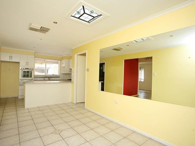 8 Venlo Court, Salisbury Downs SA 5108