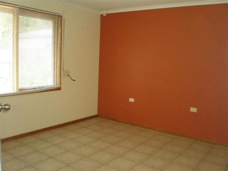 8 Venlo Court, Salisbury Downs SA 5108