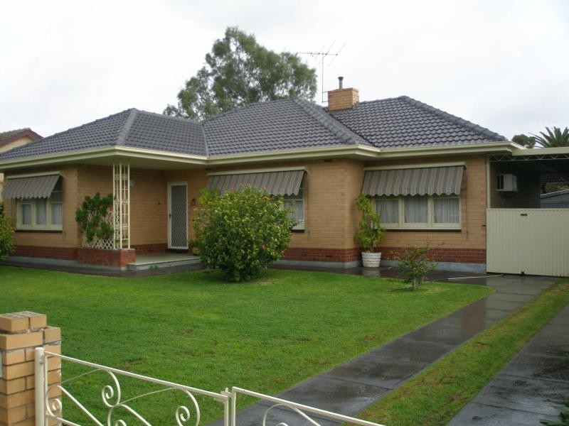 122 Harvey Road, Elizabeth South SA 5112