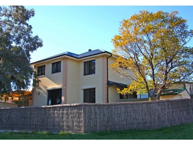 1 Gondola Grove, Para Hills SA 5096