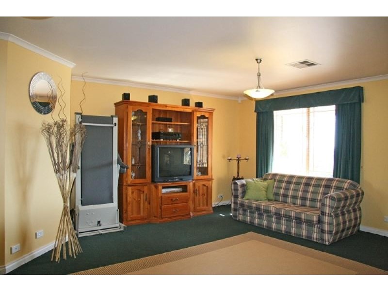 6 Westgate Court, Gulfview Heights SA 5096