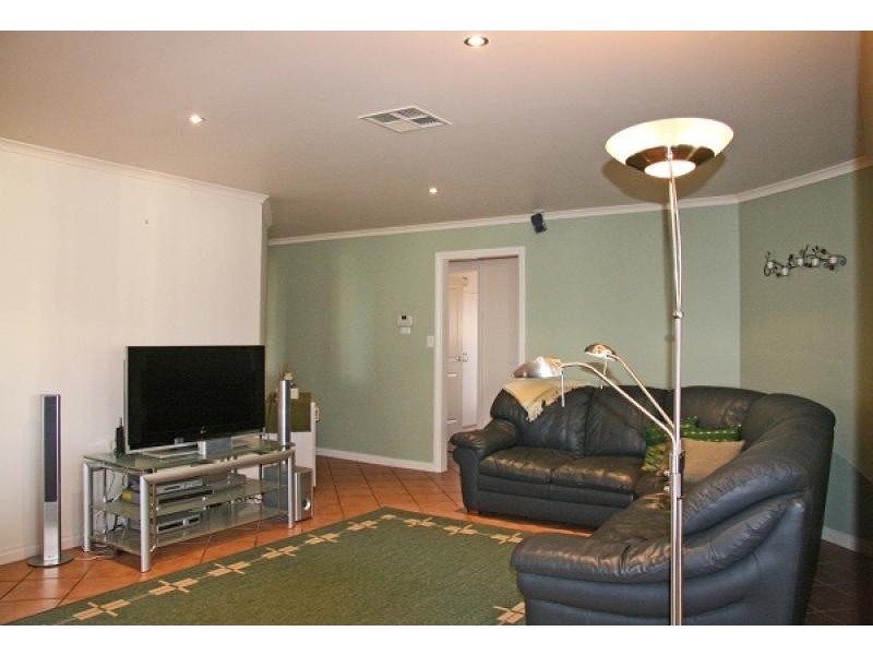 6 Westgate Court, Gulfview Heights SA 5096