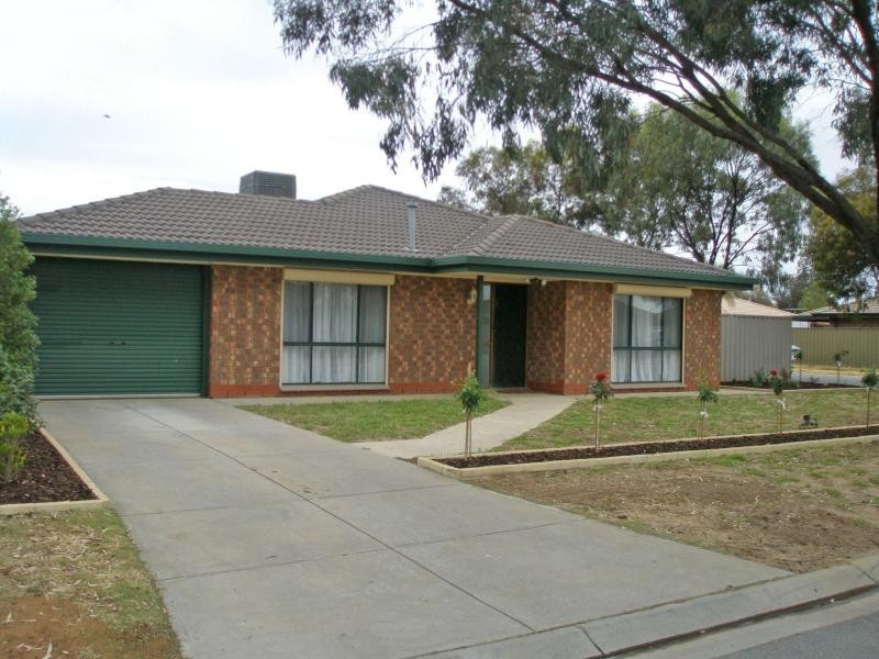 1 Riva Court, Paralowie SA 5108