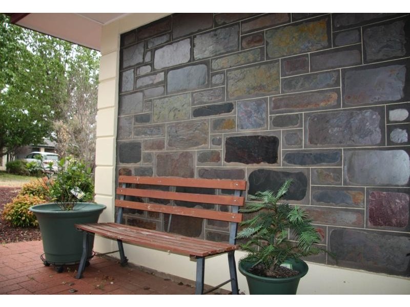 8 Baynes Court, Greenwith SA 5125