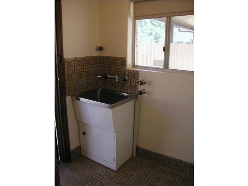 Unit 1/30 Shepherdson Road, Parafield Gardens SA 5107