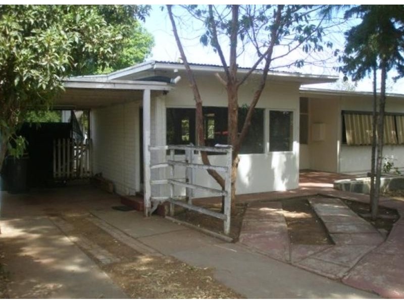 8 Tolmer Road, Elizabeth Park SA 5113