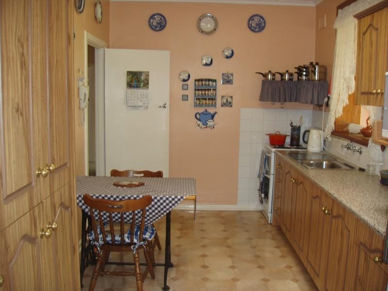 12 Woodfalls Road, Elizabeth Vale SA 5112