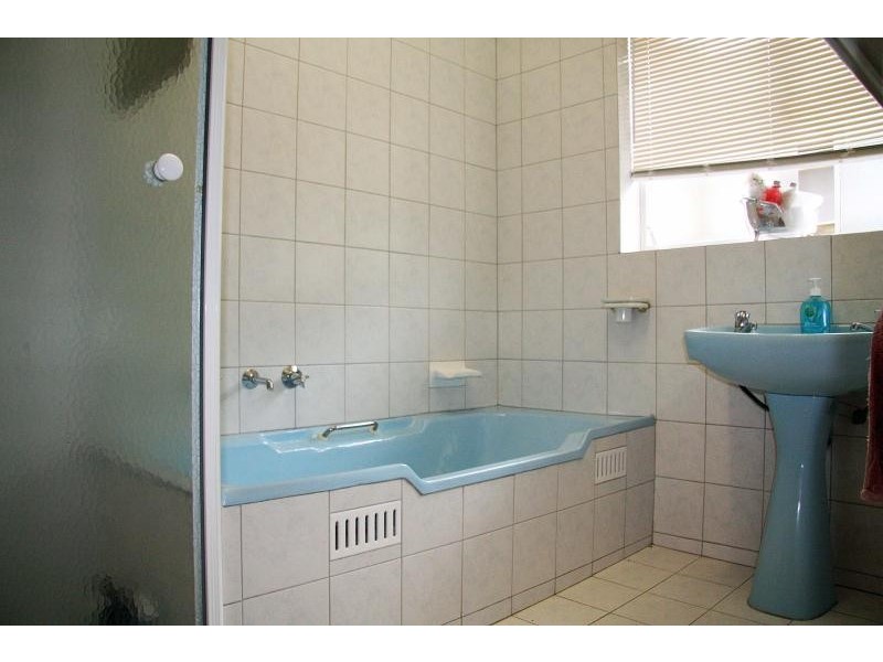 33 Wyatt Road, Parafield Gardens SA 5107