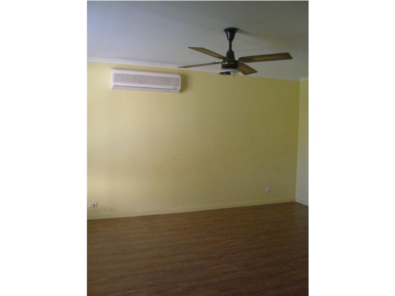 28 Quondong Avenue, Parafield Gardens SA 5107