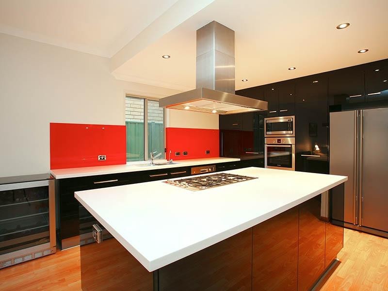 33 Lomond Circuit, Mawson Lakes SA 5095