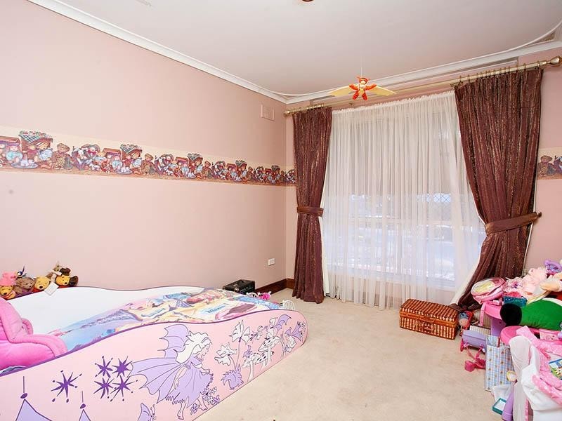 9 Kiekebusch Road, Gulfview Heights SA 5096