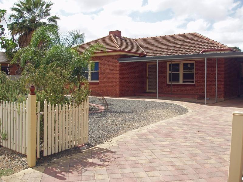 196 Woodford Road, Elizabeth North SA 5113
