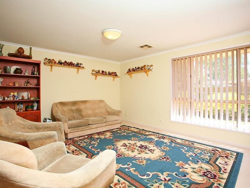 13 Sharrad Court, Andrews Farm SA 5114
