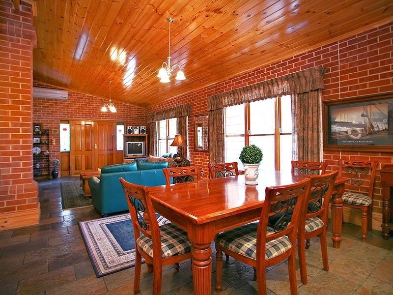 23 Main North Road, Willaston SA 5118