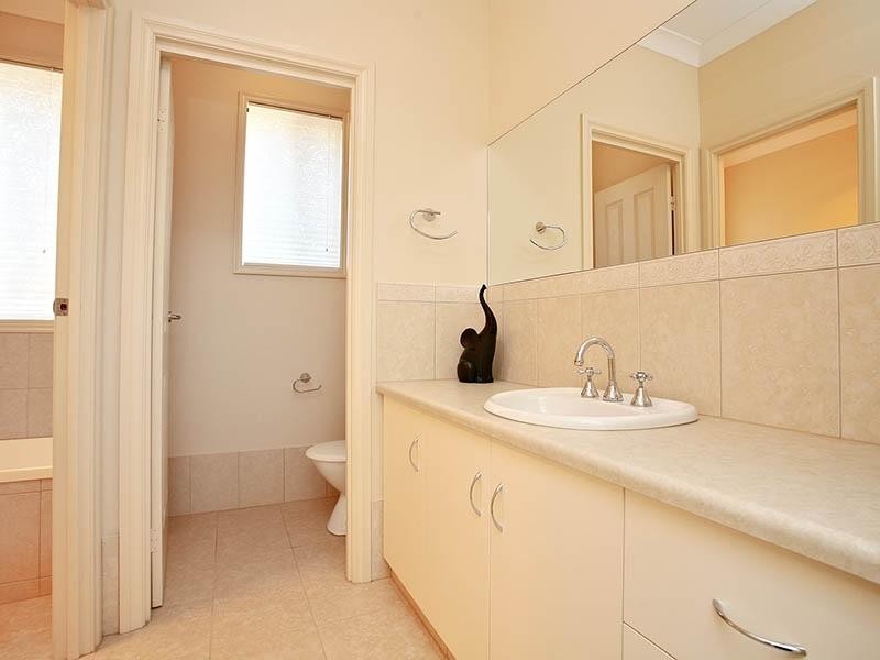 18 Shrike Place, Hewett SA 5118