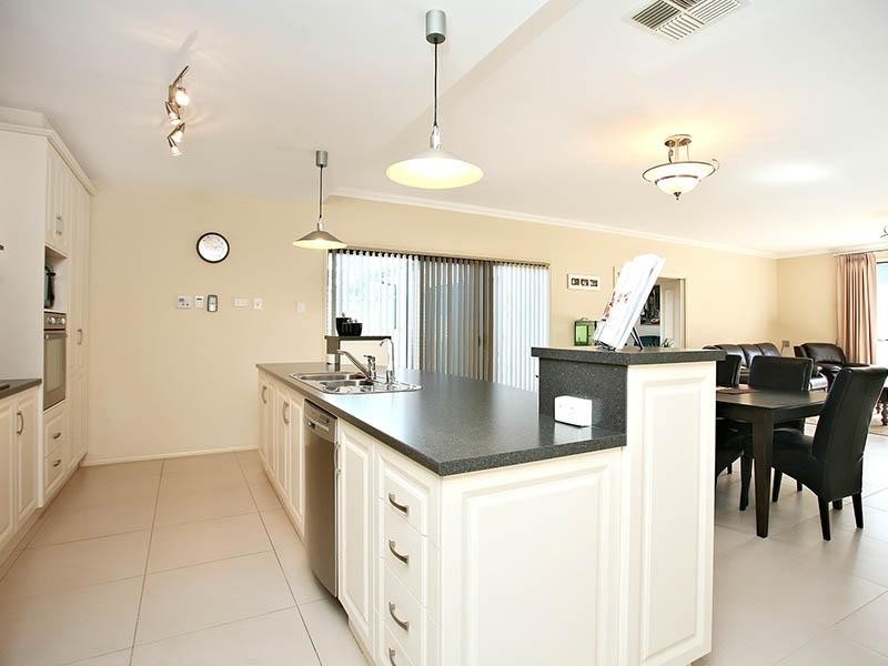 18 Shrike Place, Hewett SA 5118