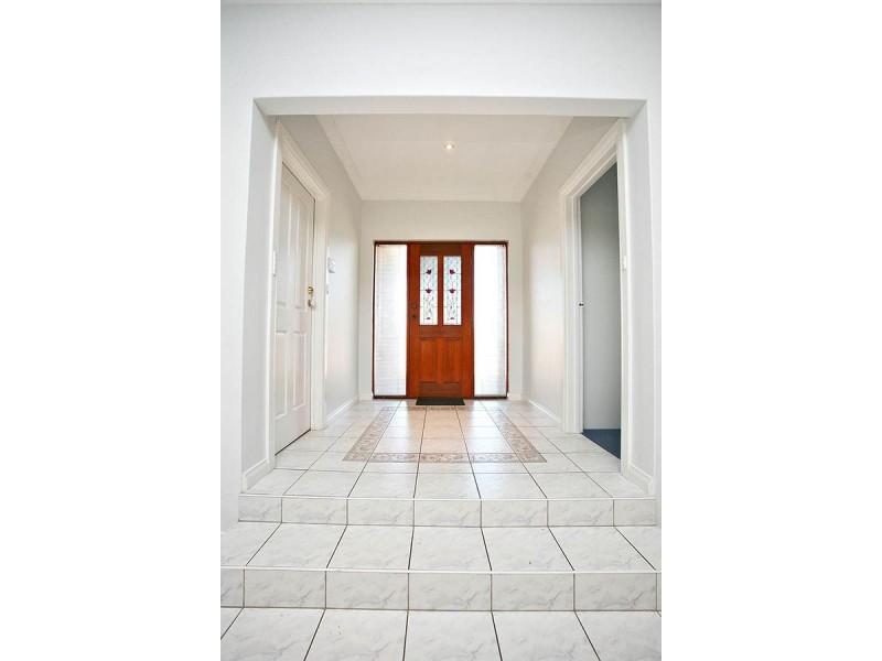 1 Burstall Court, Parafield Gardens SA 5107