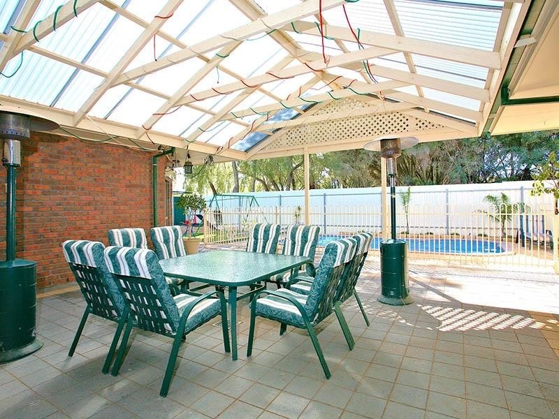 1 Burstall Court, Parafield Gardens SA 5107