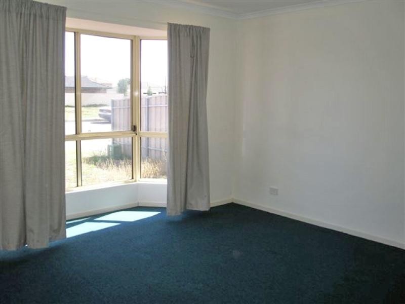 3 Castle Drive, Burton SA 5110