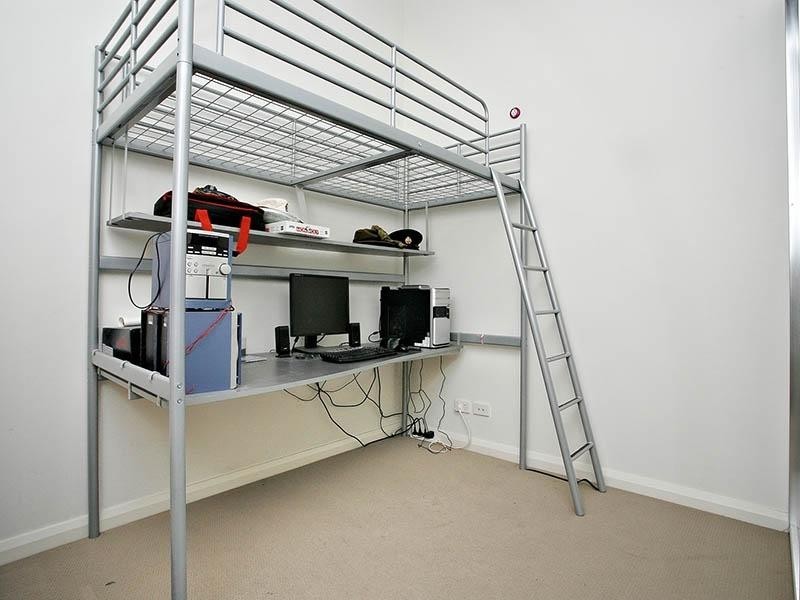 9 Mackenzie Circuit, Mawson Lakes SA 5095