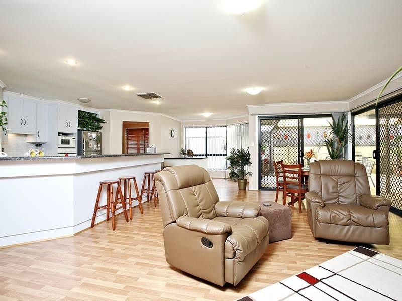 10 Woodland Way, Paralowie SA 5108