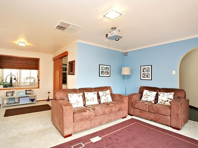 10 Rockley Court, Hillbank SA 5112