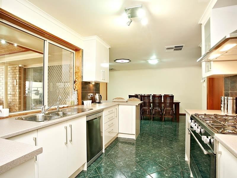 10 Rockley Court, Hillbank SA 5112