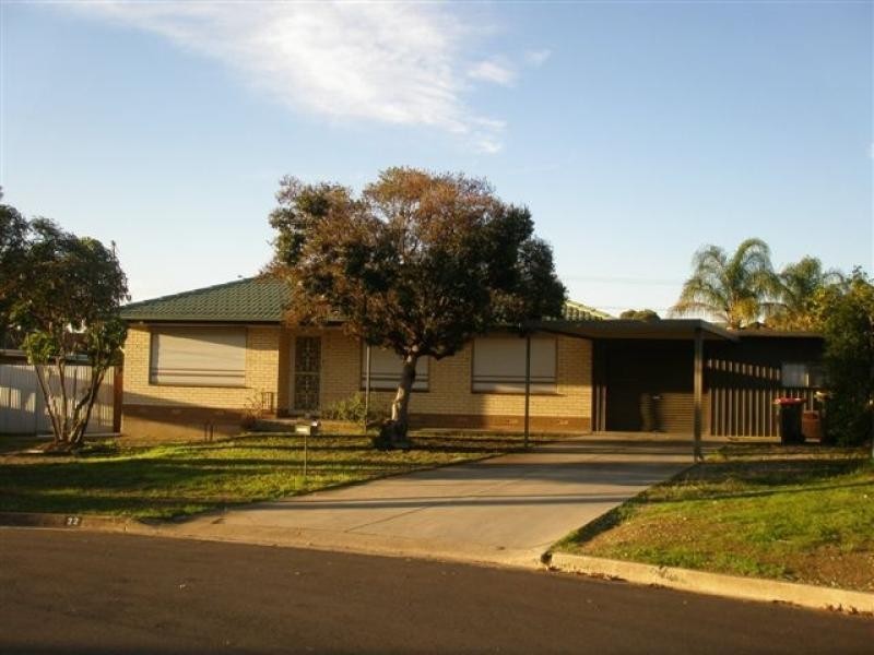 22 Bunburra Crescent, Para Hills West SA 5096