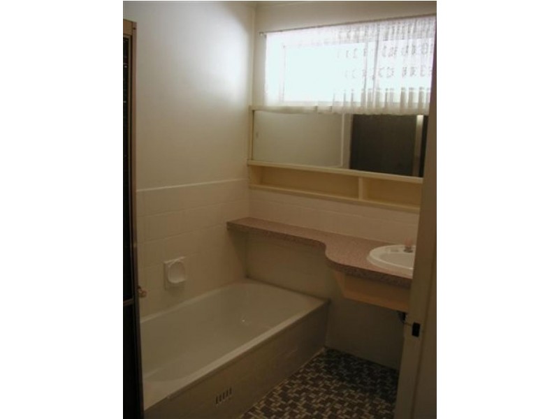 22 Bunburra Crescent, Para Hills West SA 5096