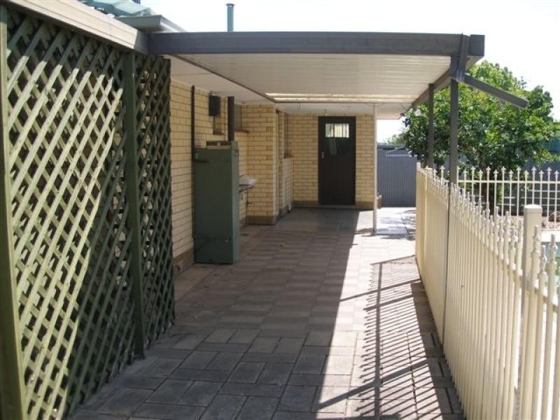 22 Bunburra Crescent, Para Hills West SA 5096