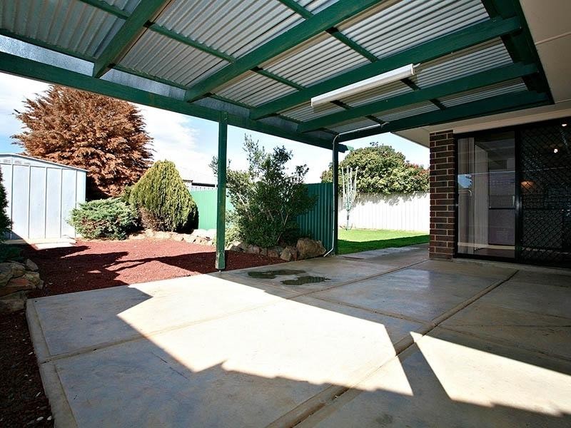 2 Merlot Court, Burton SA 5110
