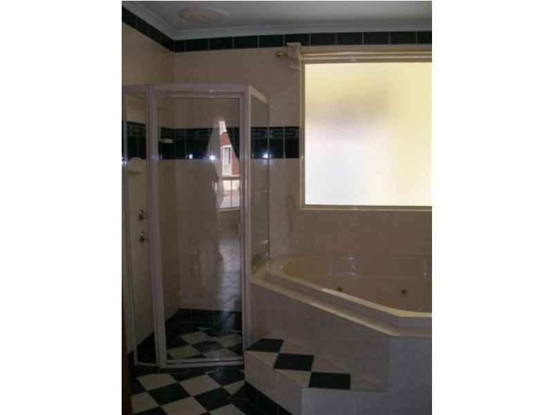 3 Tyrell Court, Mawson Lakes SA 5095