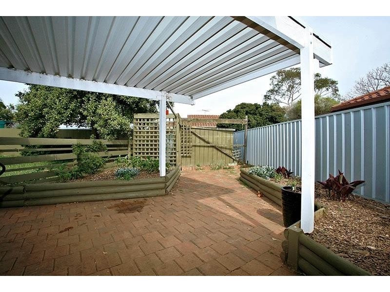 31 Warren Road, Para Hills West SA 5096