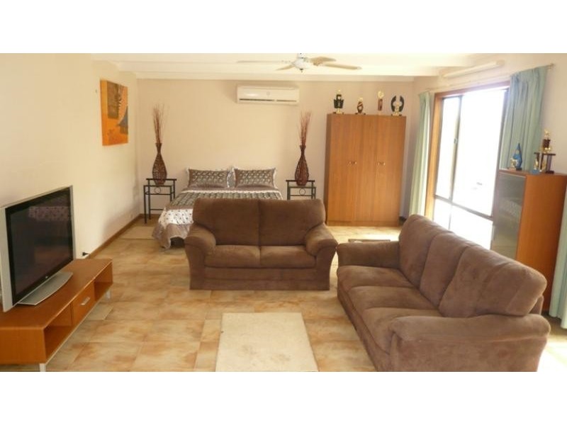 76 Daniel Avenue, Globe Derby Park SA 5110