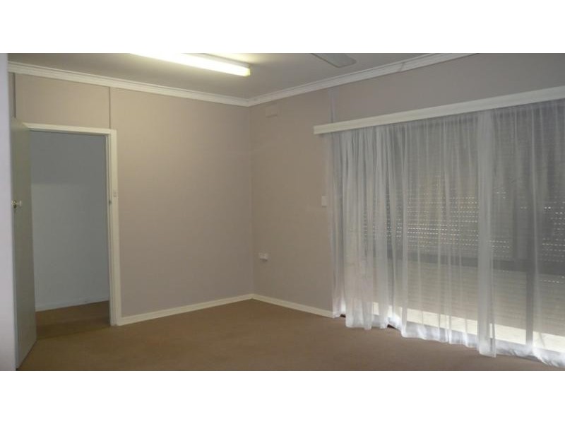 4 Gregory Street, Brahma Lodge SA 5109