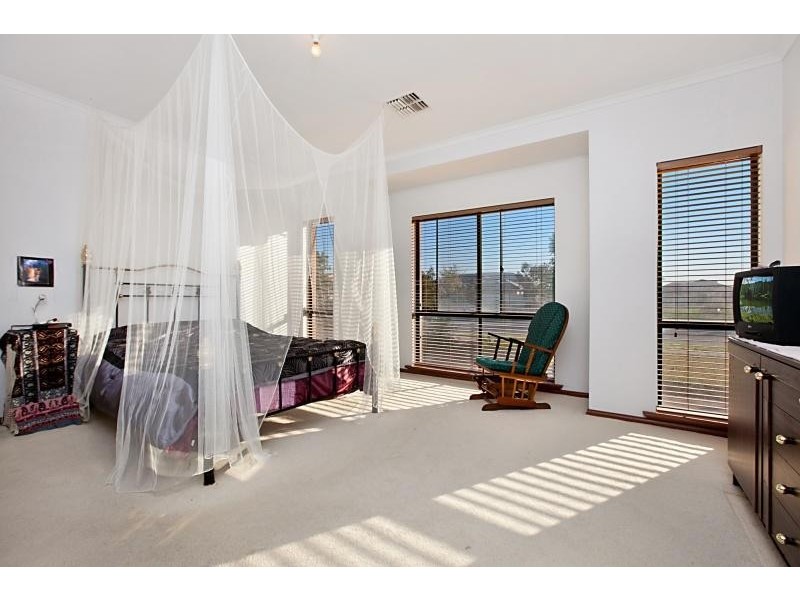 72 Springbank Boulevard, Burton SA 5110