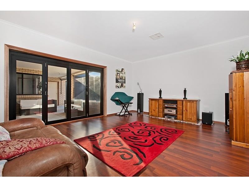 72 Springbank Boulevard, Burton SA 5110