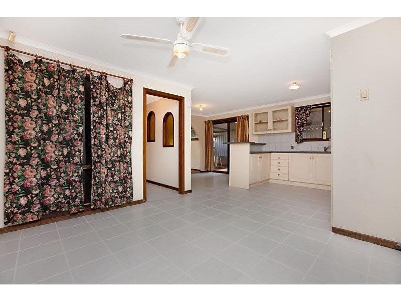 11 Kalimna Crescent, Paralowie SA 5108