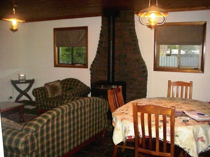 3 TRENOUTH STREET, Bridgewater SA 5155