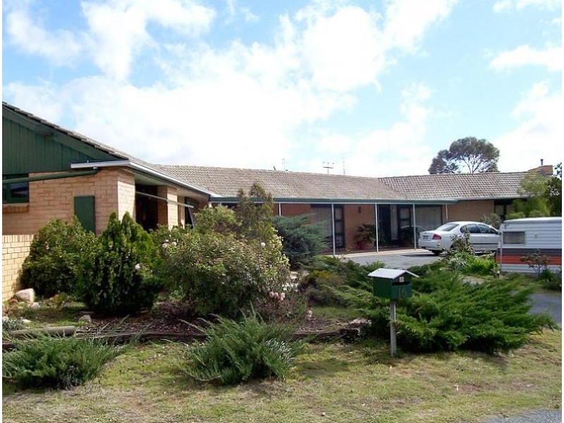 16 Symonds Street, Pinnaroo SA 5304