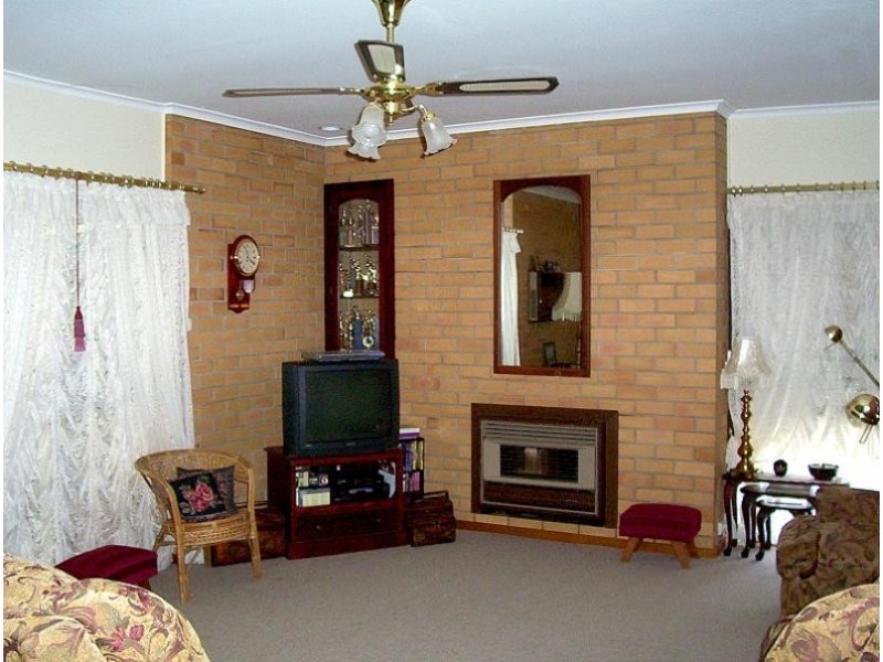 16 Symonds Street, Pinnaroo SA 5304